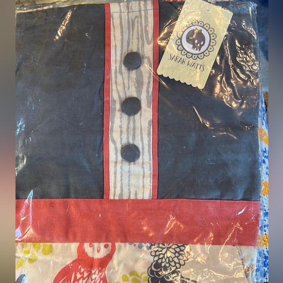 Sarah Watts red & grey cotton owl apron/wearable art – NWT - Picture 3 of 6